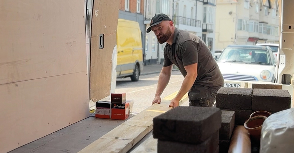 Site crew thrilled at the prospect of a proper tea break